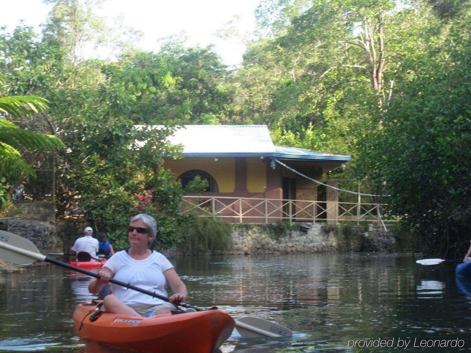 Kayak Lodge Damas Exterior photo